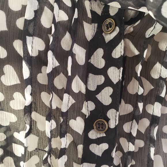Black and White Sheer blouse - Picture 2 of 3